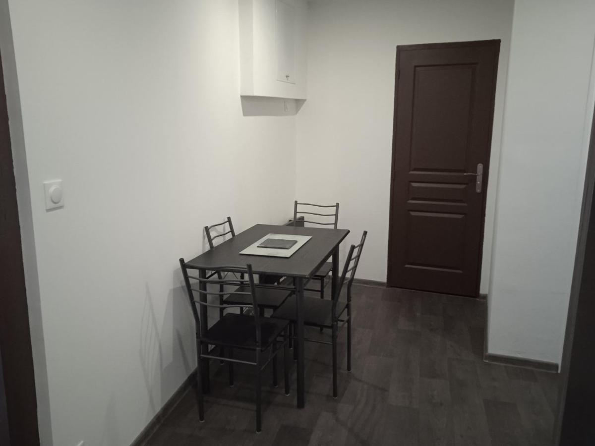 Apartment Au Petit Dormant Saint-Sauveur-en-Puisaye